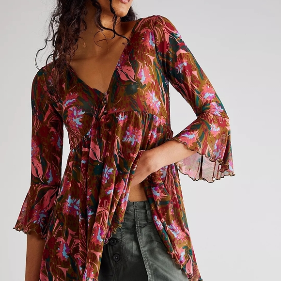 Free People Tops - Free People Floral V-Neck Bell Sleeve Beach Babe Tunic
